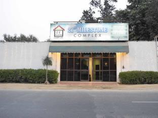 21 Milestone Hotel & Resort Neu-Delhi Exterior foto